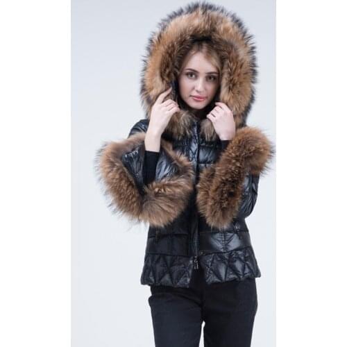 Women Winter Down Coat Lady Down Jacket With Big Raccoon Fur Collar Hooded Winter Warm Outwear