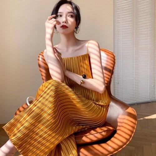 One-shoulder white sling skirt women 2021 summer new satin dress spring Flounced edge Spaghetti Strap Casual