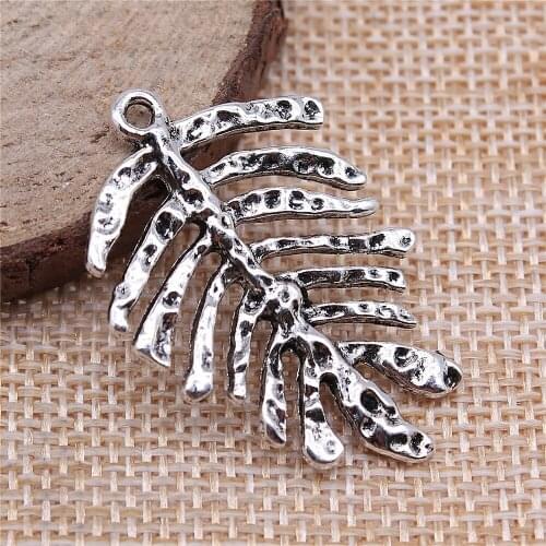 3pcs 26x38mm Leaves Charms Pendant For Jewelry Making Tibetan Silver Color Alloy Jewelry Accessories