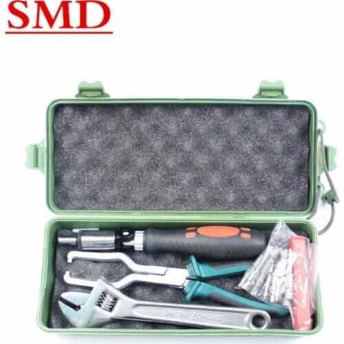 Urea pump maintenance disassembly tool disassembly installation post-treatment urea pipe pliers screwdriver disassembly tool