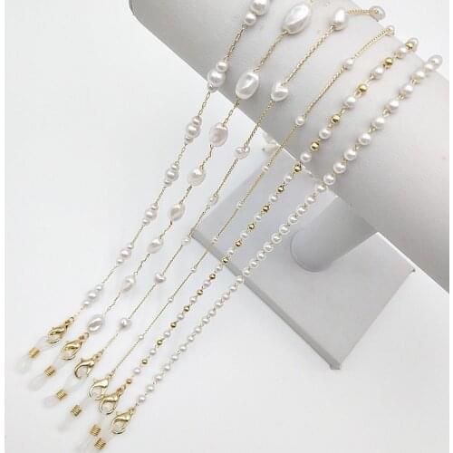 New Fashion Metal Mask Lanyard Hold Hanger Chain Women Luxury Pearl Sunglasses Neck Rest Chain Reading Glasses Strap Mask Rope