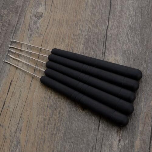 5Pcs Plastic Handle Sweater Carpet Crochet Hook Knitting Needles with Tongue DIY Sewing Needles Knitting Tools