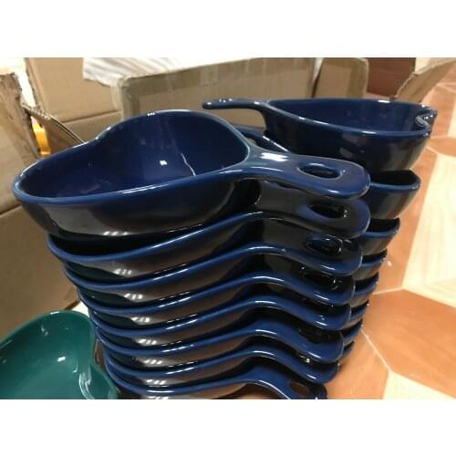 Creative Nordic ceramic heart-shaped handle bowl simple household baking oven microwave dessert bowl salad dish