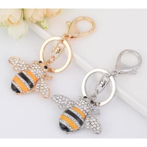 Creative Bee Car Key Chain Zinc Alloy Metal Key Ring Christmas Gift Fashion Rhinestones Diamond Personality Keychain Pendant SN