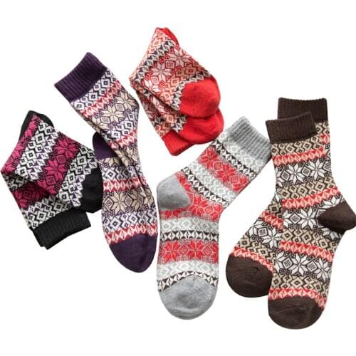 Womens Retro Style Autumn Winter Thickened Warmth Wool Warm Knit Snowflake Floral Plaid Pattern Socks 5 Pairs / Pack