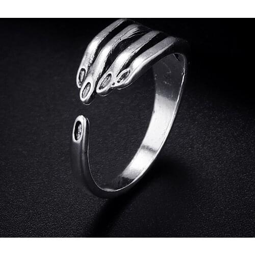 Trendy Vintage Hand Shape Antique Silver Plated Punk Hiphop Rock Style Resizable Rings for Women Girl & Man Retro Party Jewelry