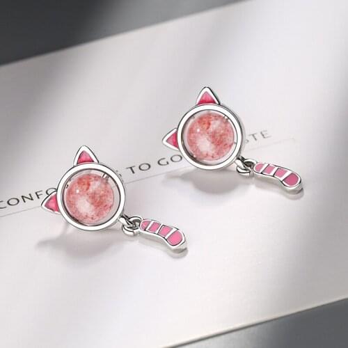 Womens Fashion Cute Romantic Pink Cat Stud Earrings Tiny Strawberry Crystal Bead Gutta Percha Lovely Animal Earring Accessories