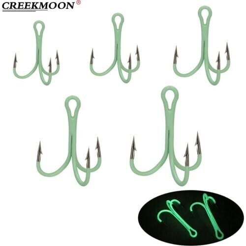 5Pcs/Bag Luminous High Carbon Steel Treble Fishing Hook Barbed Fishhooks Triple Hooks Night Bass Cod Lure Sea Tackle Accessories