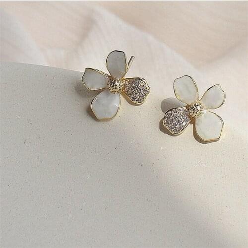 Small White Flower Earrings for Kids Girls Mini Cute Rhinestone Camellia Korean Flower Stud Earrings for Women