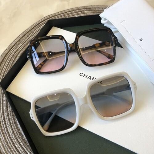 Famous Brand Design Square Sunglasses Women Lady Luxury Sun glasses Woman Gradient Pink Blue Gray Lens Men UV400 Eyegalasses
