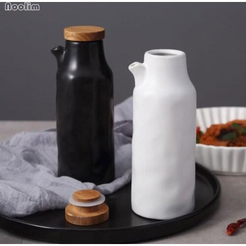 Ceramic Japanese-Style Household Oil Bottle Leak-Proof Kitchen Vinegar Olive Dispenser Bottle Seasoning Oil Pot Kitchen Supplies