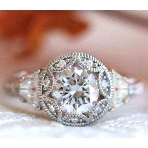 Huitan Luxury High-quality Silver Color Proposal Rings Girlfriend Timeless Style Engagement Ring Women Fashion Jewelry Drop Ship