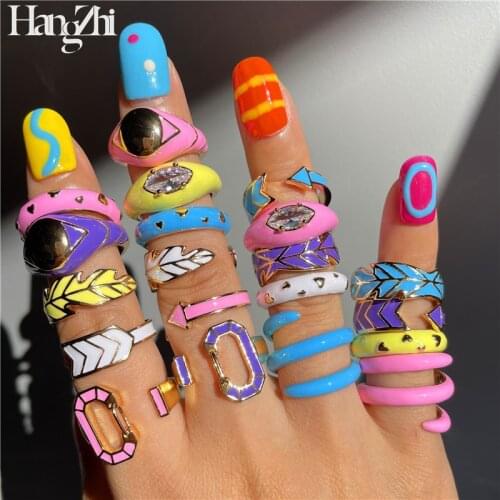 HANGZHI 2021 New Colorful Dripping Oil Glaze Rhinestone Arrow Hollow Y2K Rings Geometric Irregular for Women Girl Party Jewelry