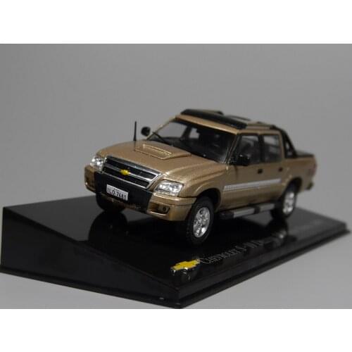I XO 1:43 Chevrolet S 10 Deluxe 2.5 2009 boutique alloy car toys for children kids toys Model Original package