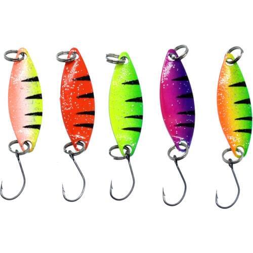 5pcs/lot Nice Colorful Metal Spinner Spoon Fishing Lure 2g 3.5cm Metal Casting Jig Carp Baits with Single Hook