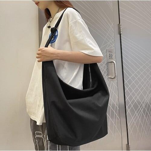 European and American Fashion Girl Student Large-capacity Shoulder Bag High-quality Literary Fan Messenger Bag Casual Canvas Bag