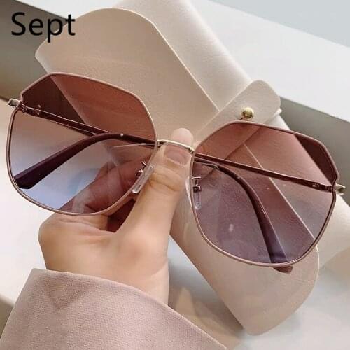 Sept Luxury Brand Designer Gradient Black Eyeglasses Vintage Oval Sunglasses Men Fashion Classic Small Sun Glasses Women UV400