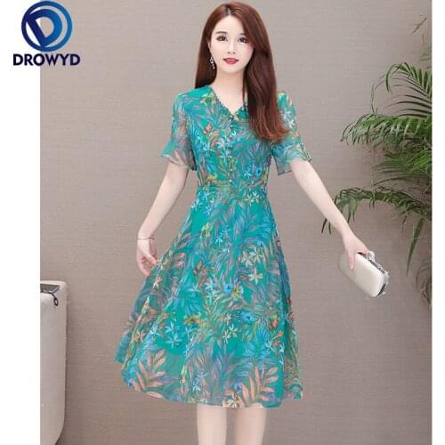 Women Vintage Printing Dress 2021 Summer Fashion Green V-neck Short Sleeve A-line Party Dresses Casual Midi Vestidos Office Lady