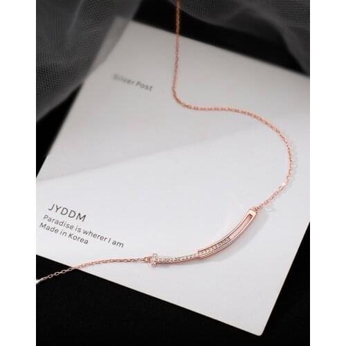 Smile necklace sterling silver female summer niche design sense light luxury high-end ins cold wind clavicle chain