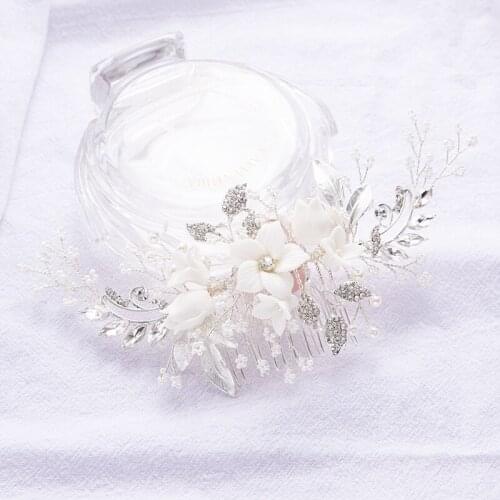 Handmade Ceramic Flowers White Silver Color Pearl Crystal Wedding Hair Combs Hair Accessories Tiara Para Noivas