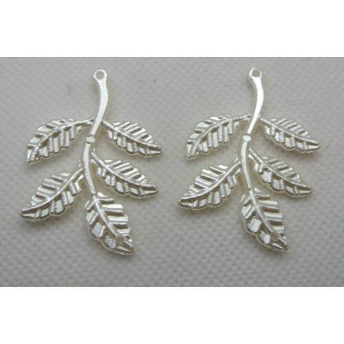 50 Ivory Acrylic Pearl Leaf Leaves Beads Connector Link Charm 40mm 2-Hole