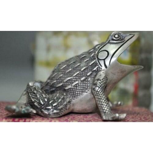 3" Collect Old Chinese fengshui tibet silver animal frog statue ashtray pot