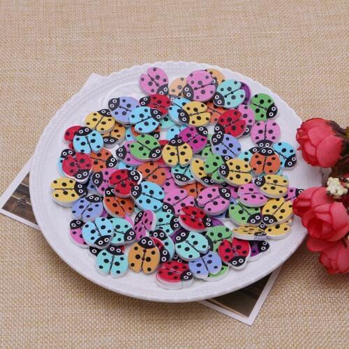 100Pcs/Pack Wood Ladybug Handmade 2 Holes Wooden Buttons Sewing Scrapbooking DIY Craft Supplies