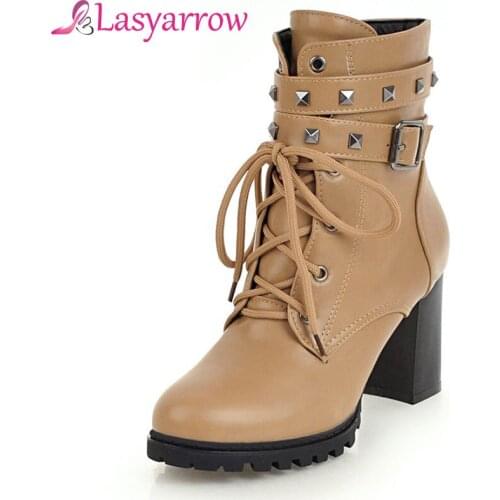 Lasyarrow 2018 Rivet Studs Ankle Boots Women High Heels For Autumn Winter Fashion Round Toe Square heel Zipper Woman Boots F594