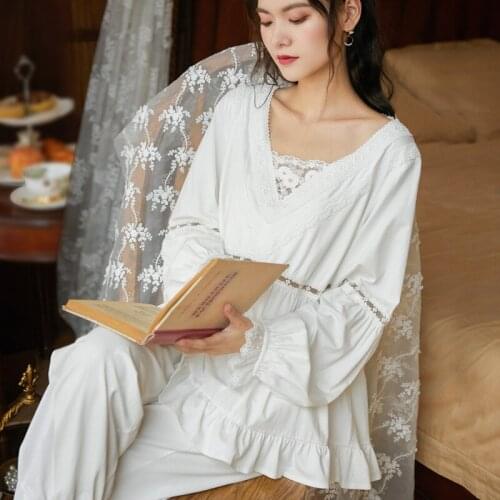Cotton Pajamas Women Pajamas Set White Royal Princess Long Sleeve V-Neck Tops Long Pants 2 Pieces Lounge Wear Pajamas Sleepwear