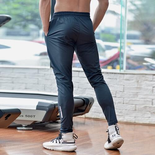 Summer Men Ice Silk Jogging Trousers Pants Fitness Running Stretch Pant Mens Breathable Sweatpants Training Sport Pants