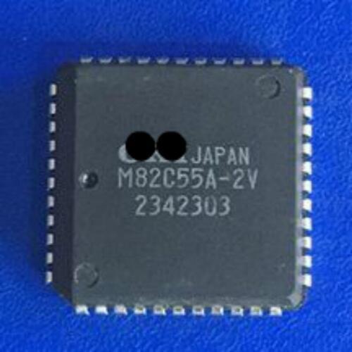 Free shipping 10pcs/lot M82C55A-2V M82C55A-2 M82C55 82C55 PLCC44 in stock