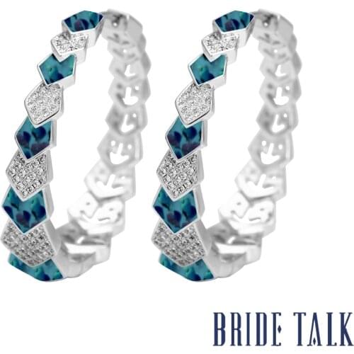 Bride Talk Elegant Trendy Temperament Round Lady Earrings Micro Pave Cubic Zirconia Crystal Shell Fashion Bridal Wedding Jewelry