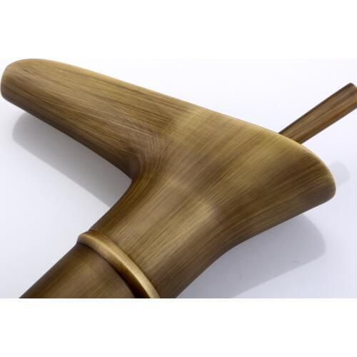 Vidric Wholesale Contemporary Modern Open Spout Water Tap Bathroom Vessel Sink Faucet In Antique Brass waterfall Basin Faucet