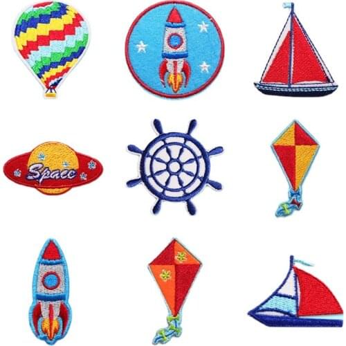 1 PCS New Astronaut Planet Parches Embroidered Iron on Patches for Clothing DIY Motif Stripes Clothes Stickers Custom Badges