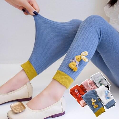Girls' color matching side cartoon bunny doll nine-point pants spring and autumn cotton childrens baby medium-thick leggings
