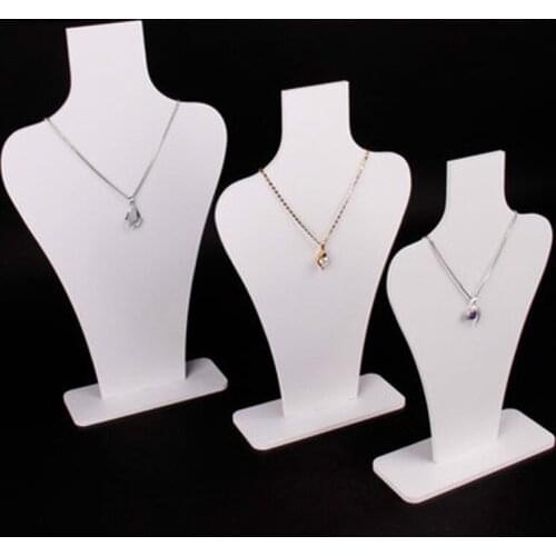 Jewelry Creative Fashion Acrylic Black and White Necklace Pendant Display Frame Black and White Neck Model Jewelry Show