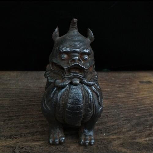 Old Chinese iron beast brave troops