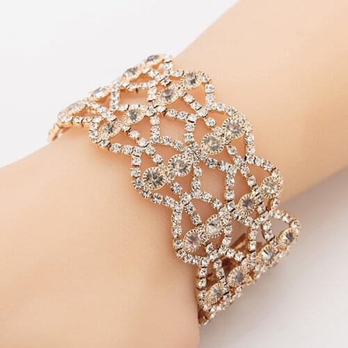 New Style Hollowed Out Rhinestone Jewelry Jewelry Accessories Bride Full Rhinestone Wide Lucky Bracelet Ladies Fashion Simple