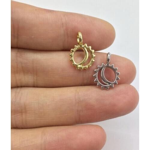 Eruifa Pretty 20pcs 10mm Sun With Moo Zinc alloy Women charms Wholesales necklace,earring bracelet jewelry DIY handmade 2 colors