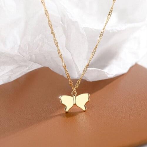Simple Design Butterfly Metal Pendant Necklace Charming Womens Gold Silver Color Clavicle Chain Cute Girl Jewelry Gift