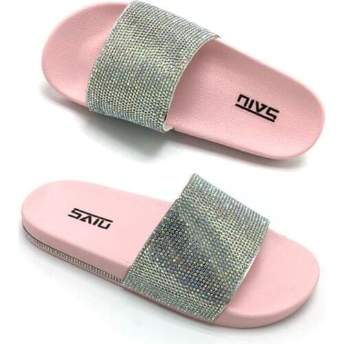 Slippers Ladies Summer New Fashion Casual Outer Wear Rhinestone Flat Sandals And Slippers Comfortable Non-Slip Flip Flops 2021