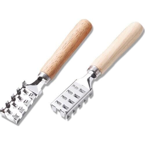 Kitchen accessories Wooden handle Fish scale Skin Brush Scraping Graters Fast Remove Fish Cleaning planing Scraper Kitchen Tool