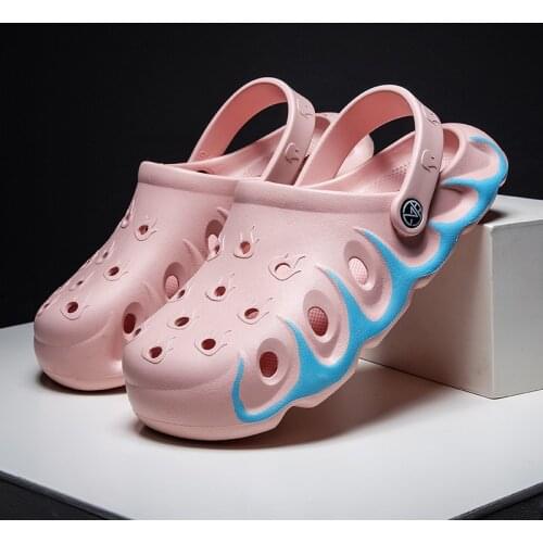 2021 women sandals hole shoes couple home slippers summer hollow buckle men and women beach flat shoes women sandals