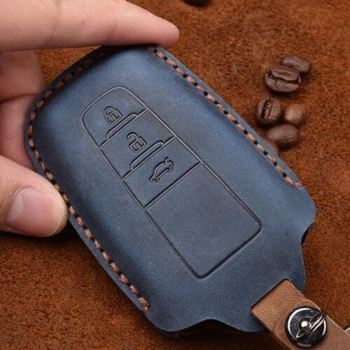 Leather car key case For Toyota Chr Rav4 Auris Prius Aygo Camry Corolla 200 Prado Corolla Camry Crown Car Accessories