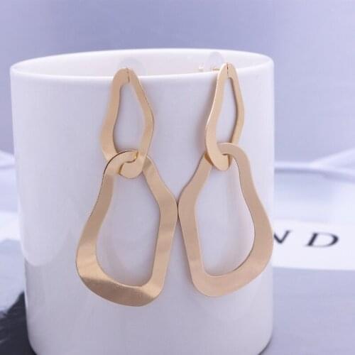 Exaggerated Hollow Irregular Long Dangle Earrings for Women Lady Personality Geometric Oval Round Metal Earing Party Jewelry