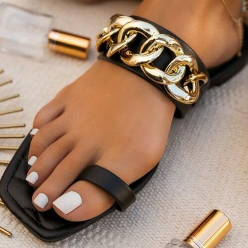 Summer Womens Slippers Big Chain Thongs Outdoor Sandals In 2021 Luxury Design Street Fashion Woman Flip Flop Slippers Plus Size