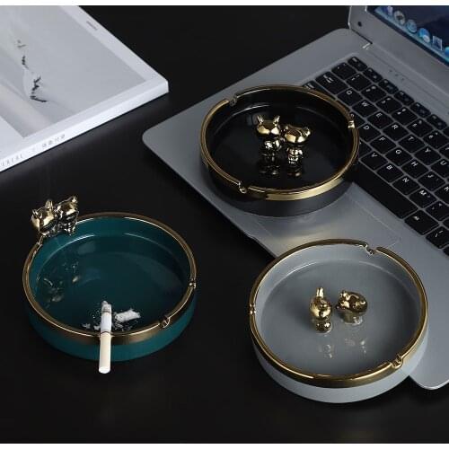 Ceramic ashtray cartoon ashtray creative modern design home decoration accessories desktop ashtray bear decoration embellishment