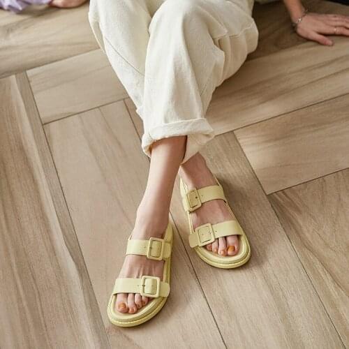 2021 New Platform Women Flat Shoes Summer Buckle Fashion Women Sandals Classic Design Working Casual Basic Shoes Woman