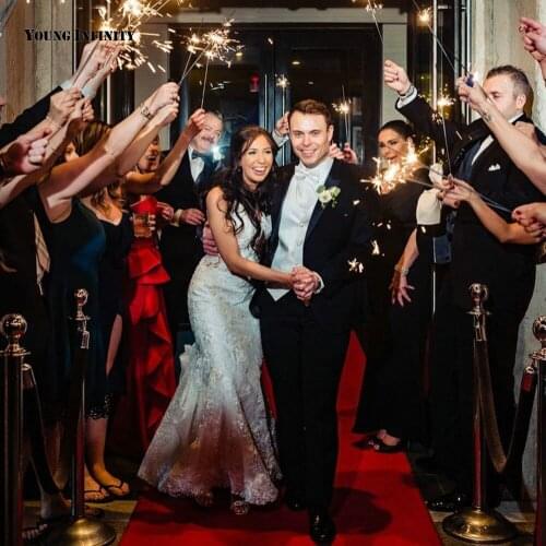 Charming Mermaid Wedding Dresses 2021 Sleeveless Bridal Gown Backless Scoop Chapel Train Applique White Plus Size Bride