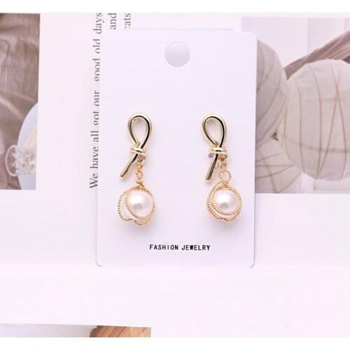 Charms Geometric Water Drop Earrings with Pearl Ear Dangle Temperament Earrings Personality Jewelry for Women Female Brincos